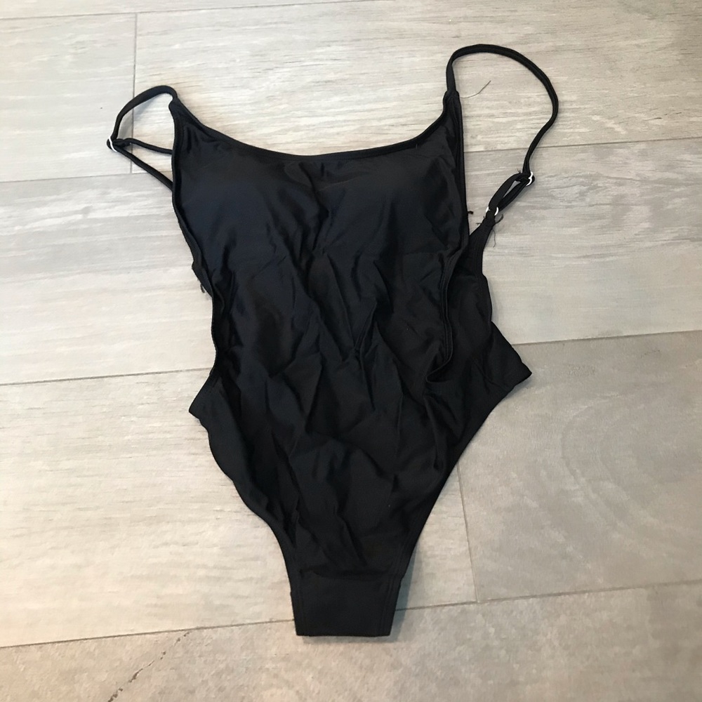 Sunny and Co one piece